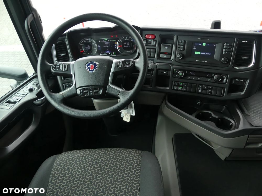 Scania R450 / EURO 6 / RETARDER / STANDARD / AUTOMAT / - 26