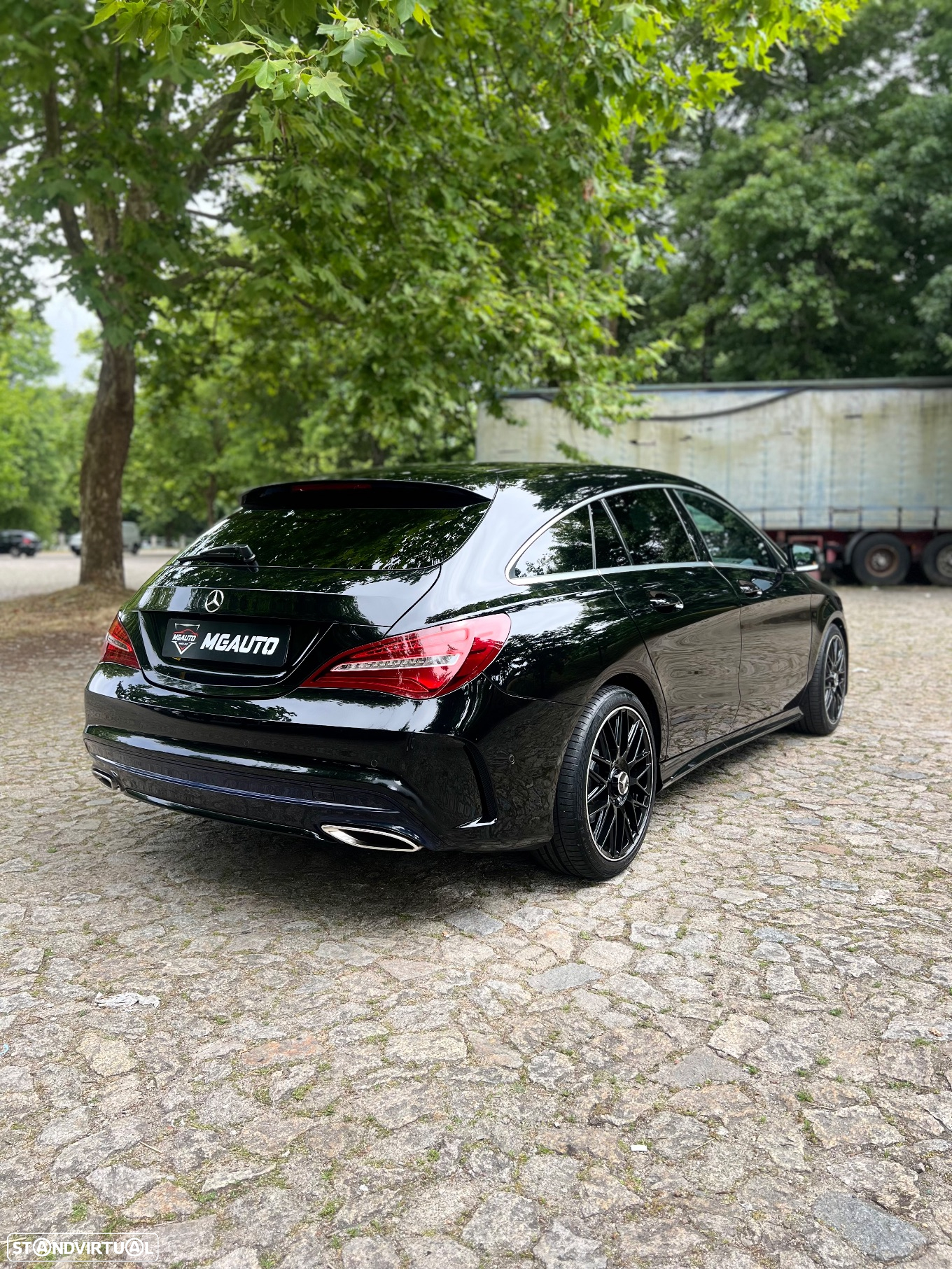 Mercedes-Benz CLA 200 d Shooting Brake AMG Line Aut. - 6