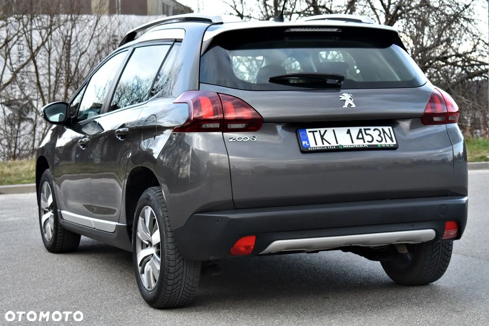 Peugeot 2008 1.2 PureTech Active S&S - 12