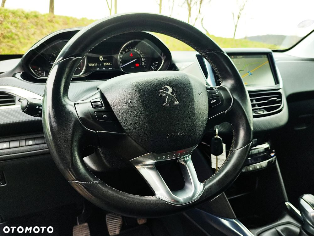 Peugeot 2008 1.6 VTi Allure - 18
