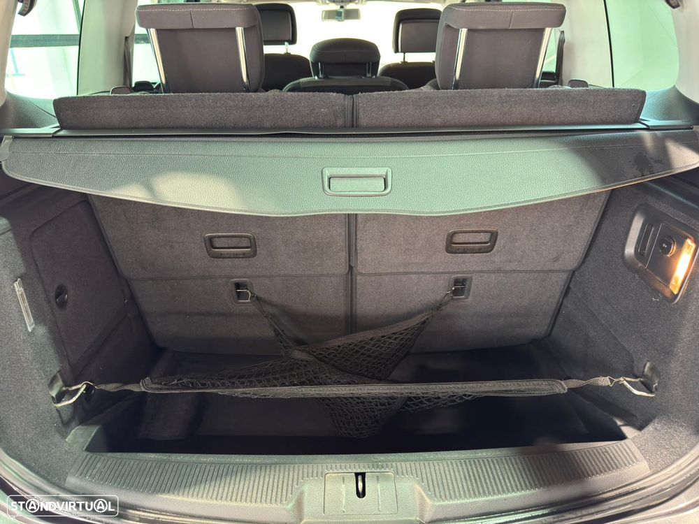VW Sharan 2.0 TDI Confortline - 34