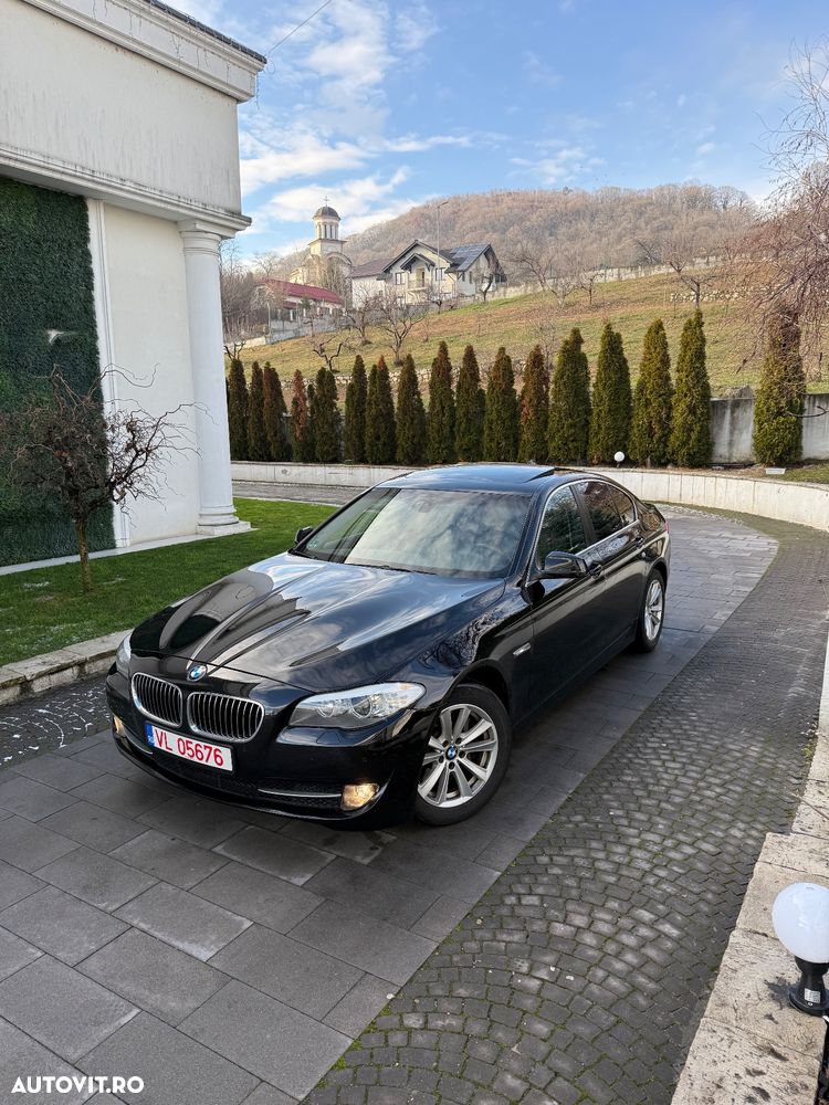 BMW Seria 5 530d xDrive AT - 3