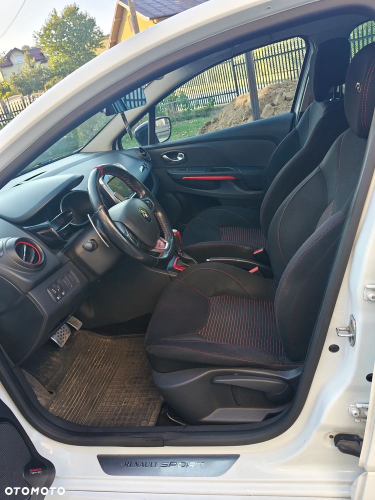 Renault Clio 1.6 R.S 200 EDC - 12