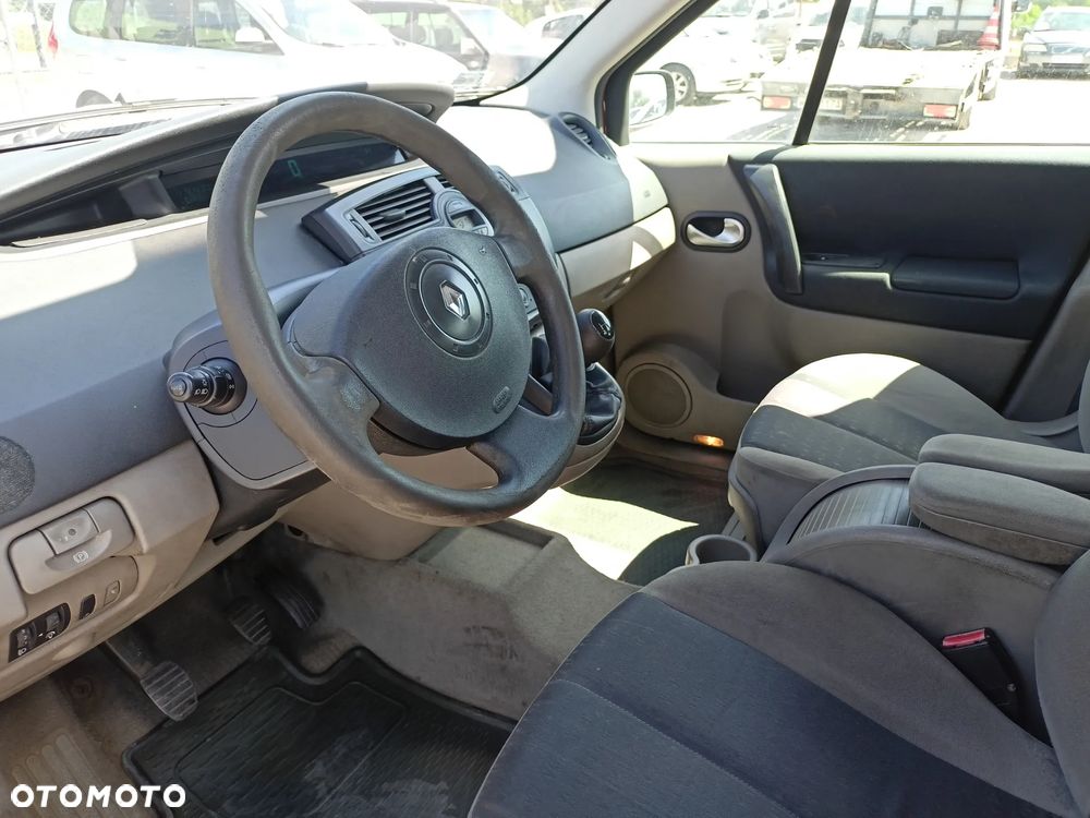 Renault Scenic - 7