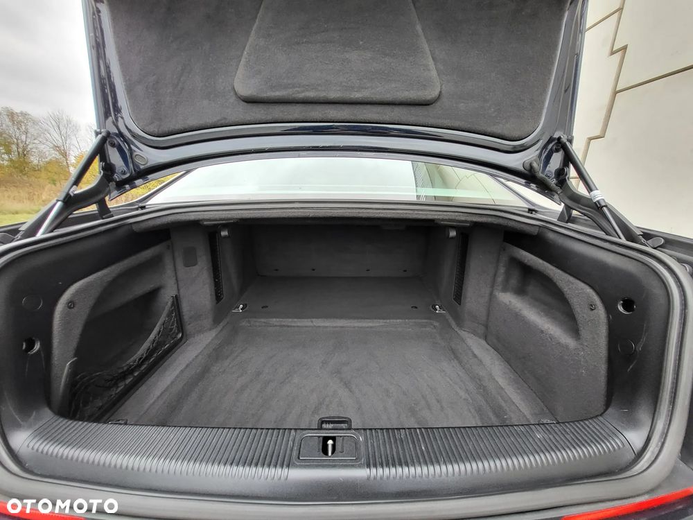 Audi A8 4.2 TDI Quattro - 19