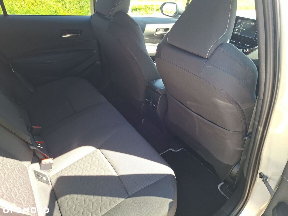 Toyota Corolla 2.0 Hybrid Comfort - 20