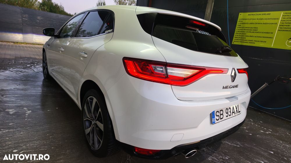 Renault Megane ENERGY dCi 130 Start & Stop Bose Edition - 4