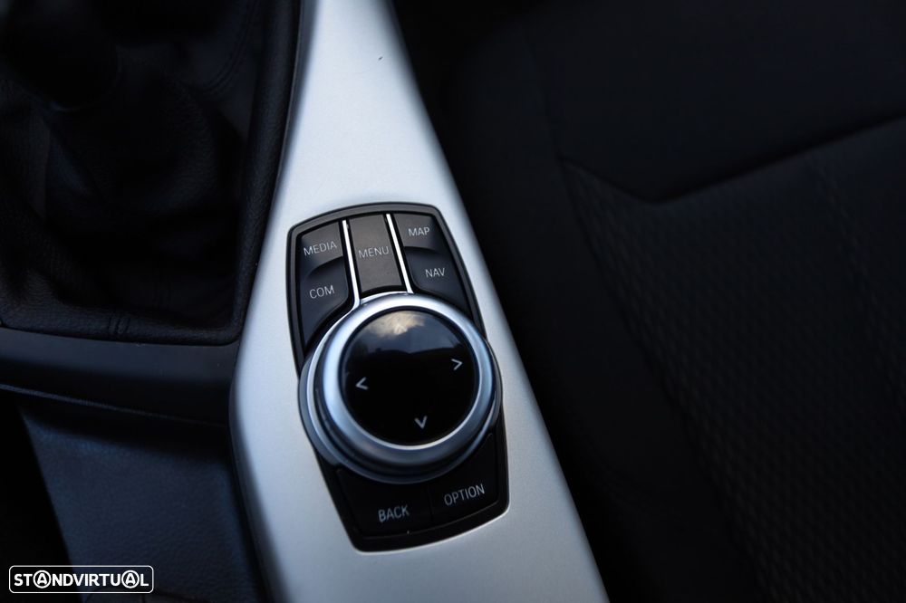 BMW 116 d EfficientDynamics - 10