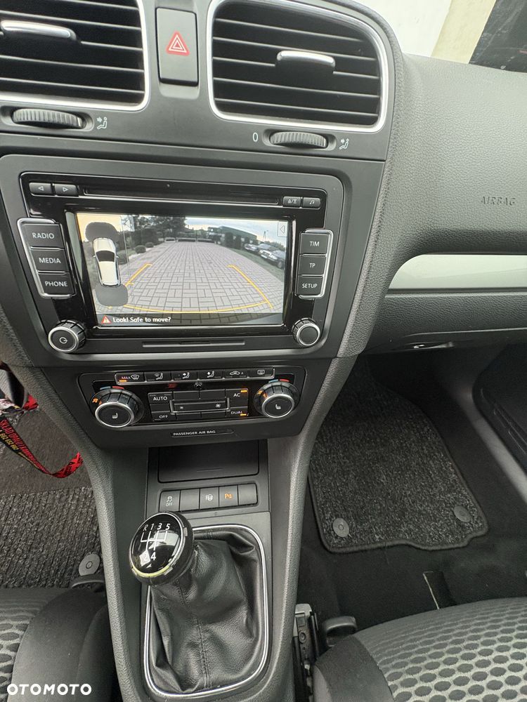Volkswagen Golf - 8