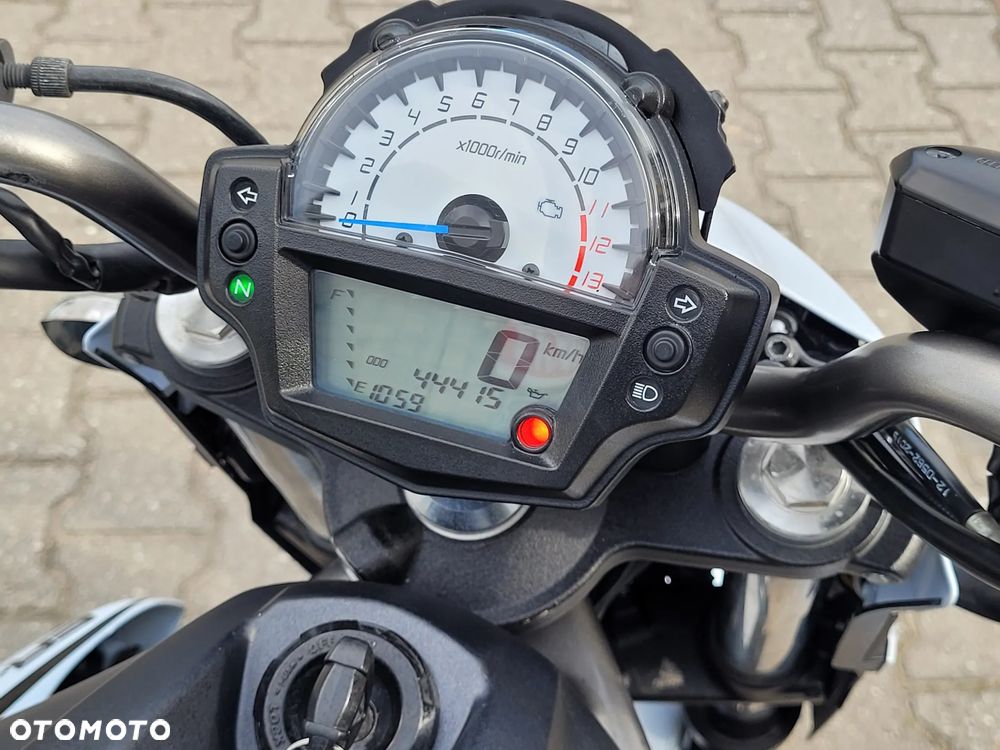 Kawasaki ER - 22