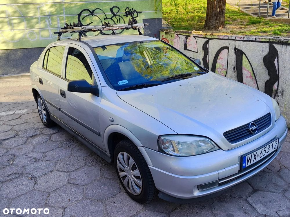 Opel Astra 1.4 Elegance - 1