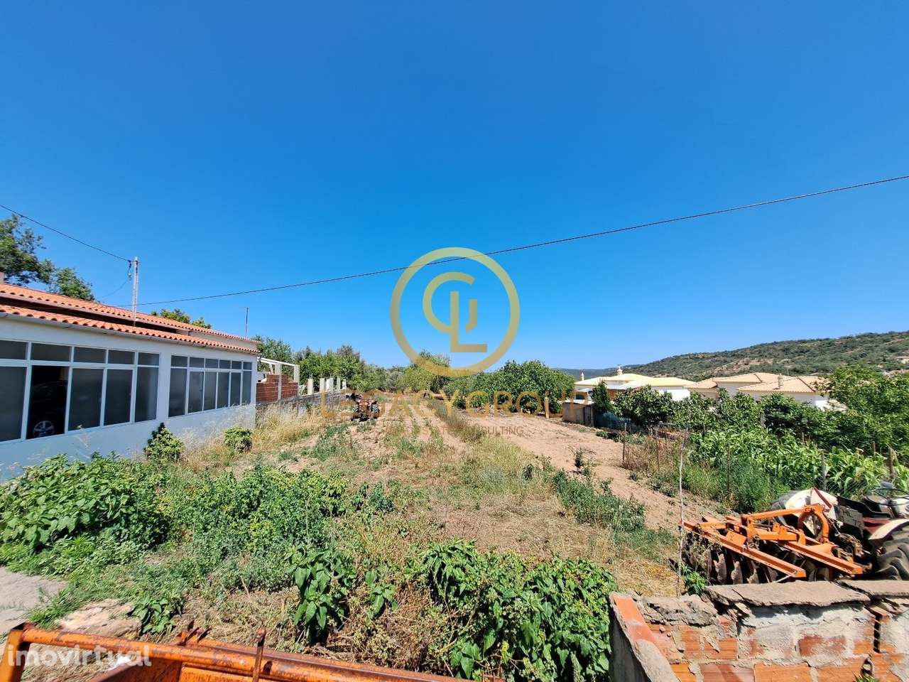 Terreno urbano com 1000 m2  água, luz e esgotos em Paderne - Grande imagem: 2/16