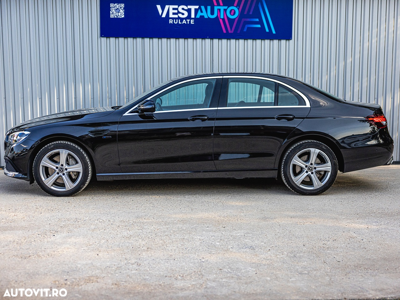 Mercedes-Benz E 300 de 4MATIC Aut. - 17