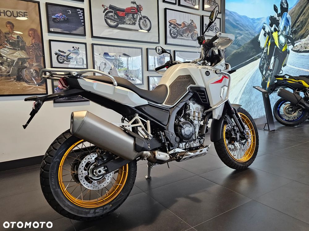 KOVE 800X Touring - 4