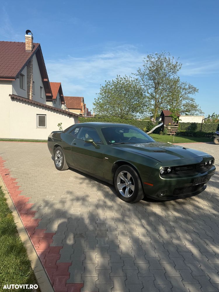 Dodge Challenger Automatik SXT Plus - 3