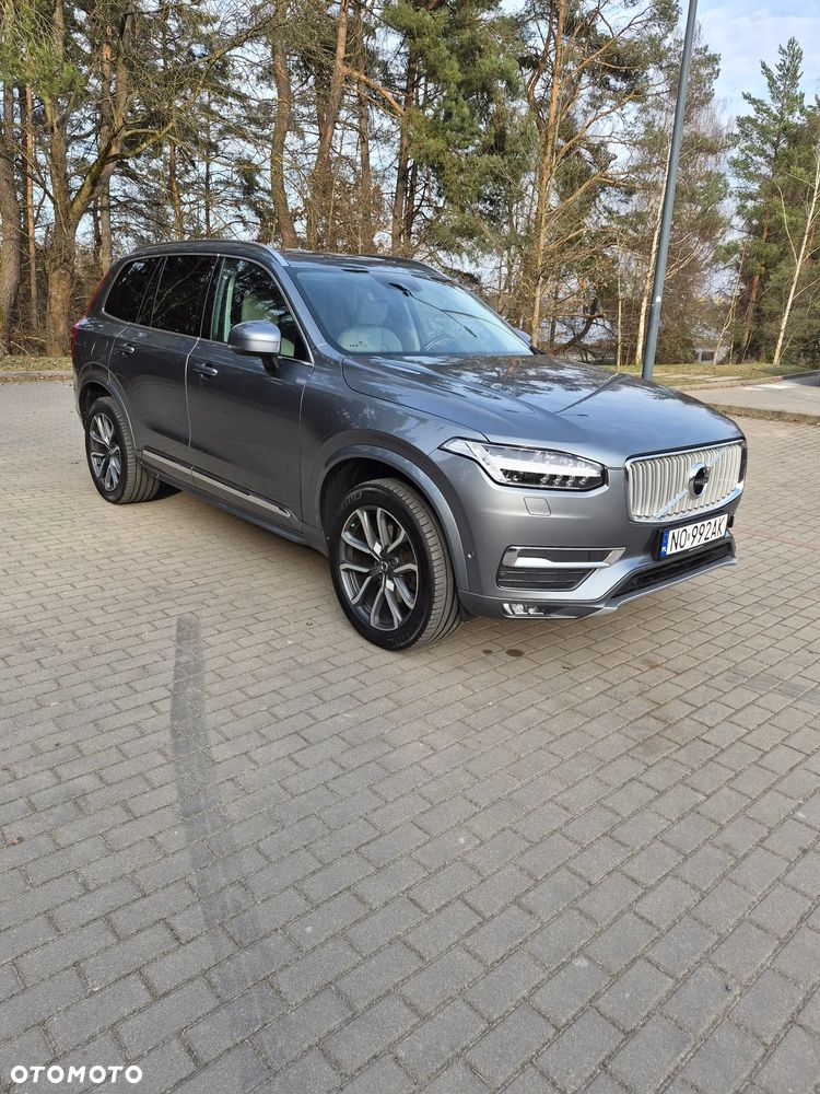 Volvo XC 90 - 1