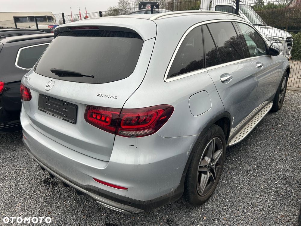 Mercedes-Benz GLC - 4