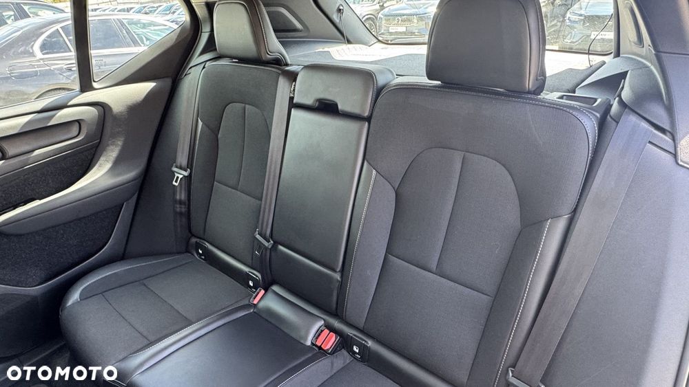Volvo XC 40 - 12