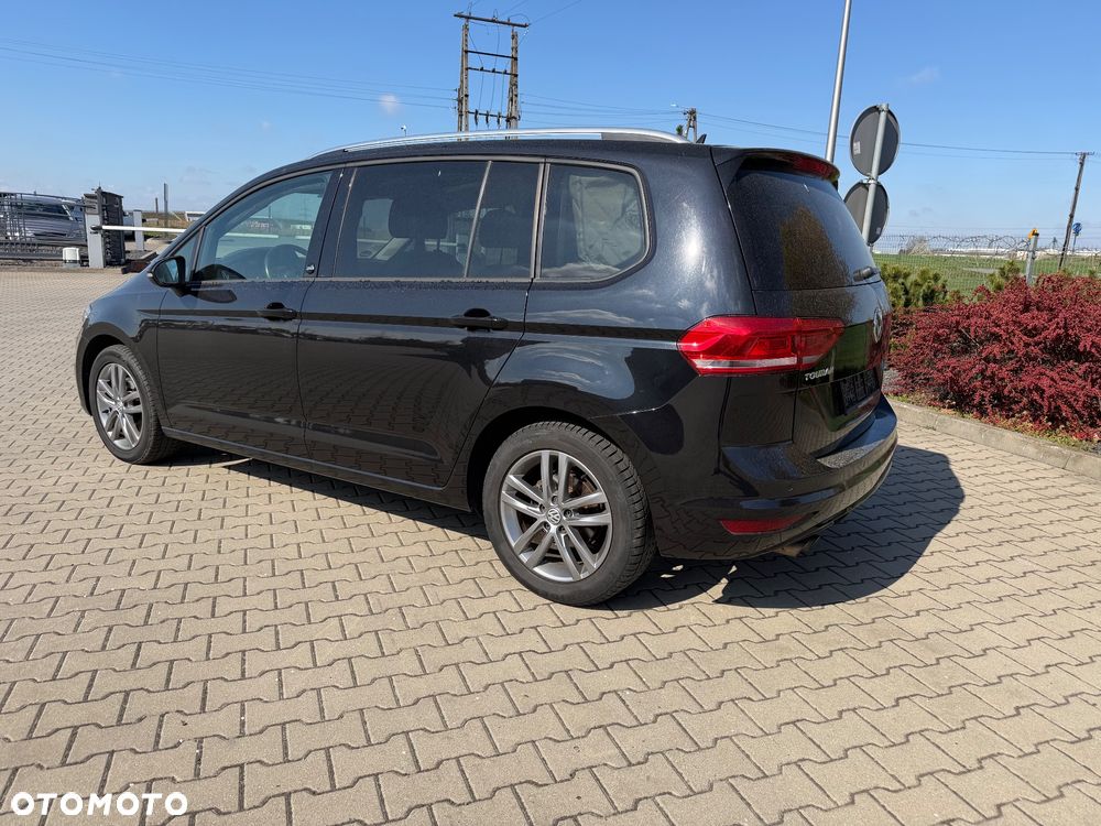 Volkswagen Touran 2.0 TDI BMT Highline DSG - 3