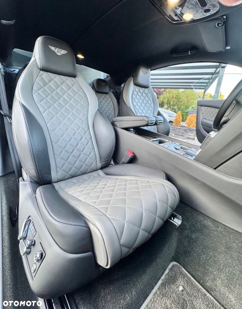 Bentley Continental GT Speed - 16