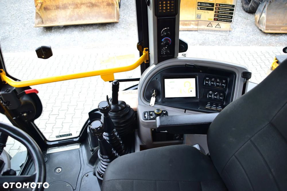 JCB 3CX Sitemaster PLUS - 20