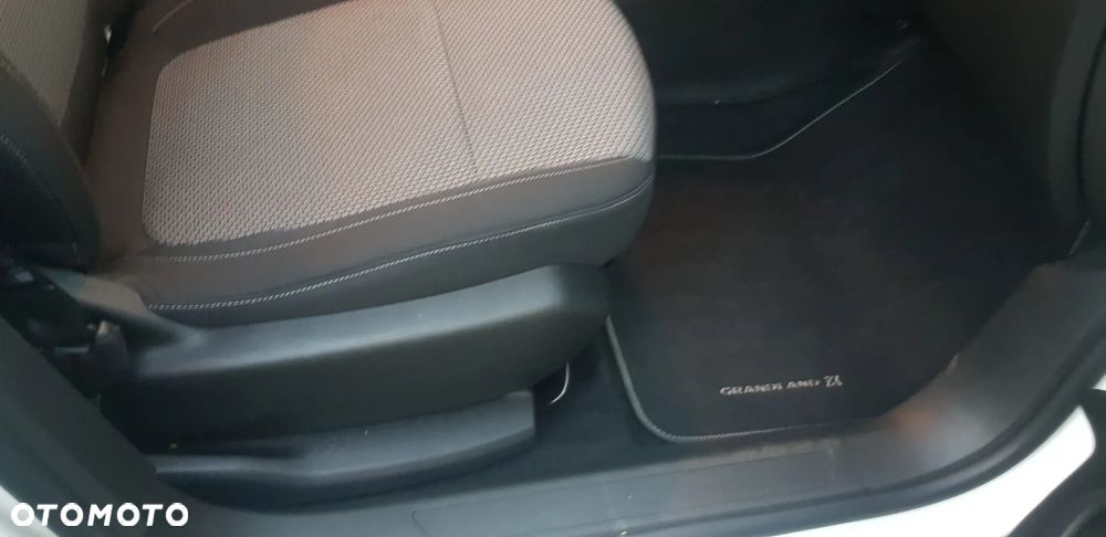 Opel Grandland X - 18