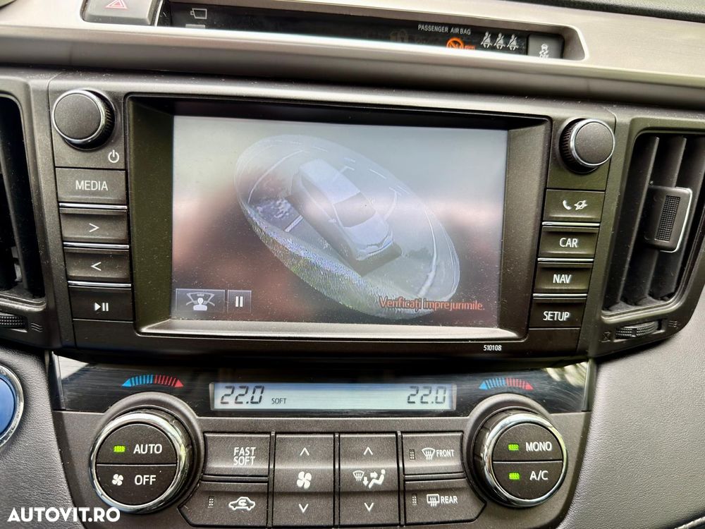 Toyota RAV4 - 12