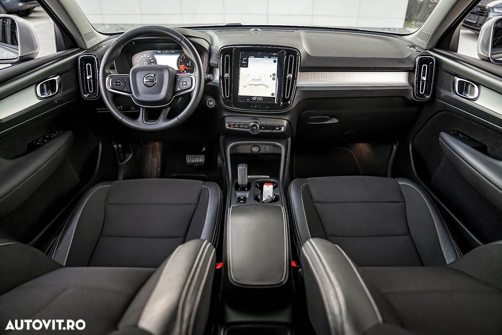 Volvo XC 40 T3 Geartronic Momentum - 6
