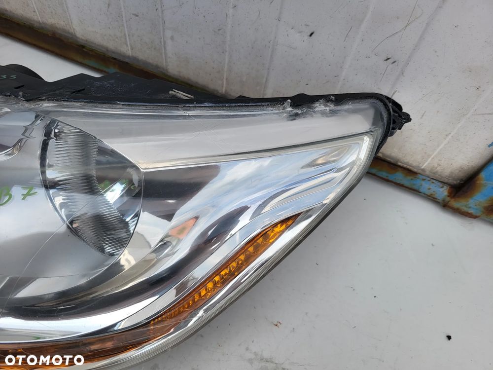 Lampa przednia lewa Citroen C4 II B7 - 4