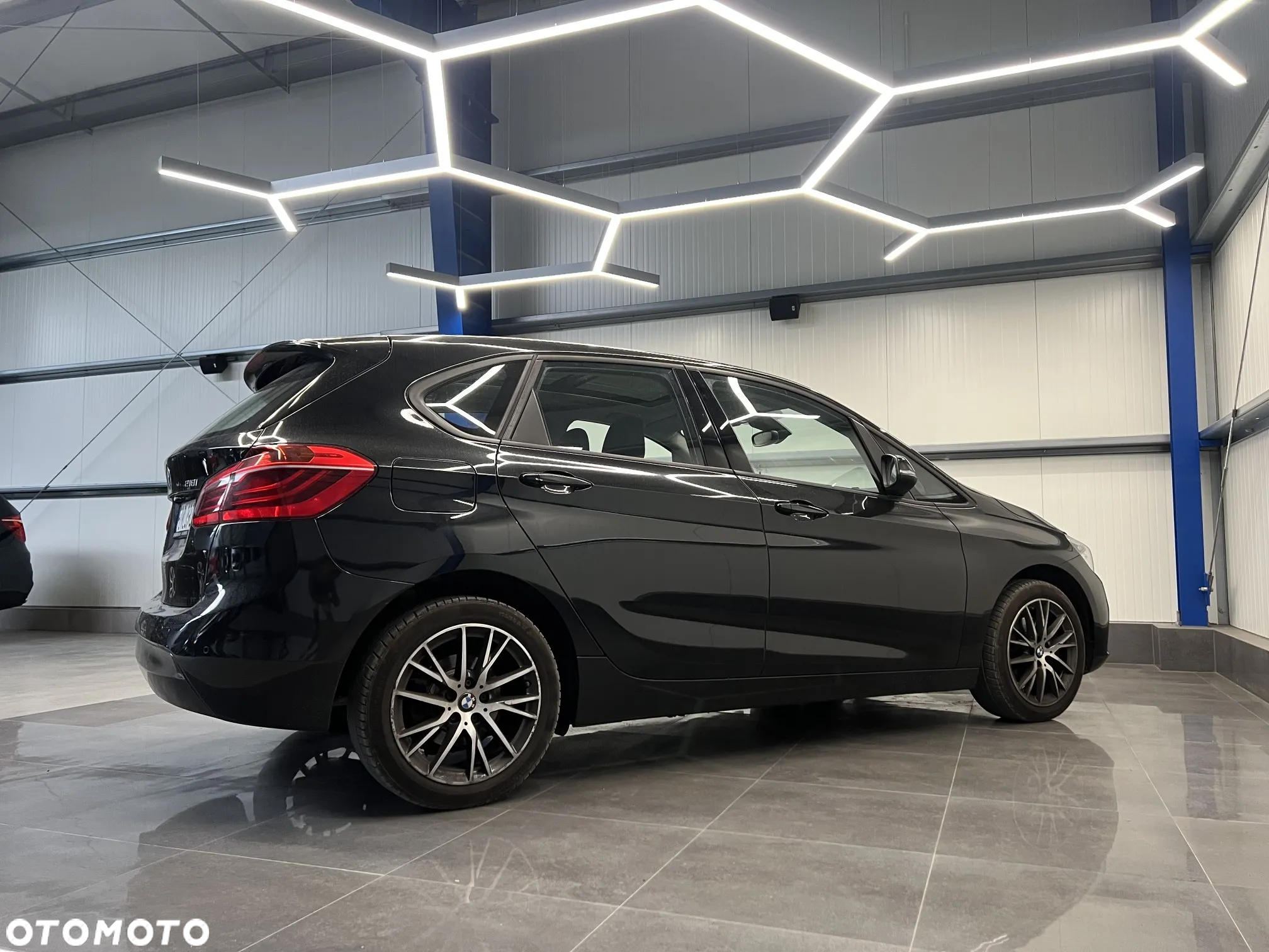 BMW Seria 2 218i Advantage - 13