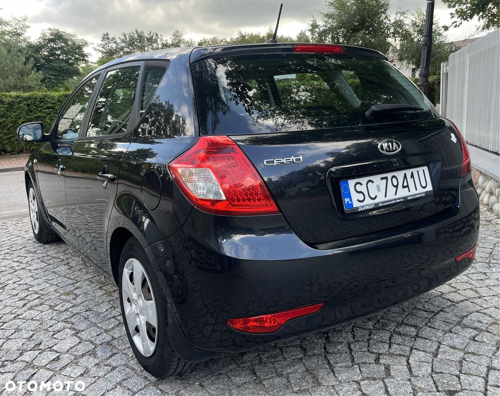 Kia Ceed - 2