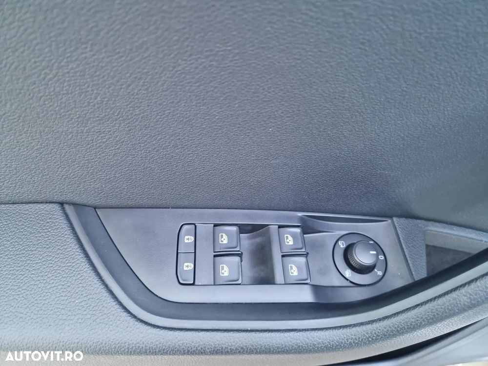 Skoda Superb 2.0 TDI DSG Ambition - 10