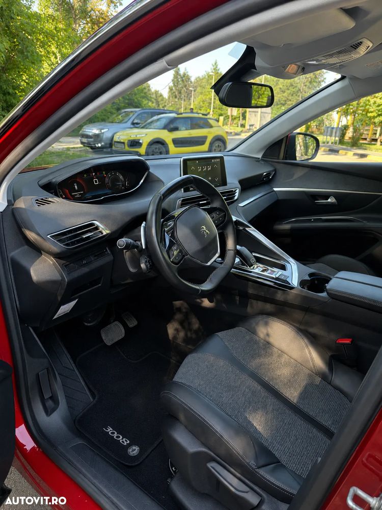 Peugeot 3008 PureTech 130 Stop & Start GPF EAT8 Allure - 19