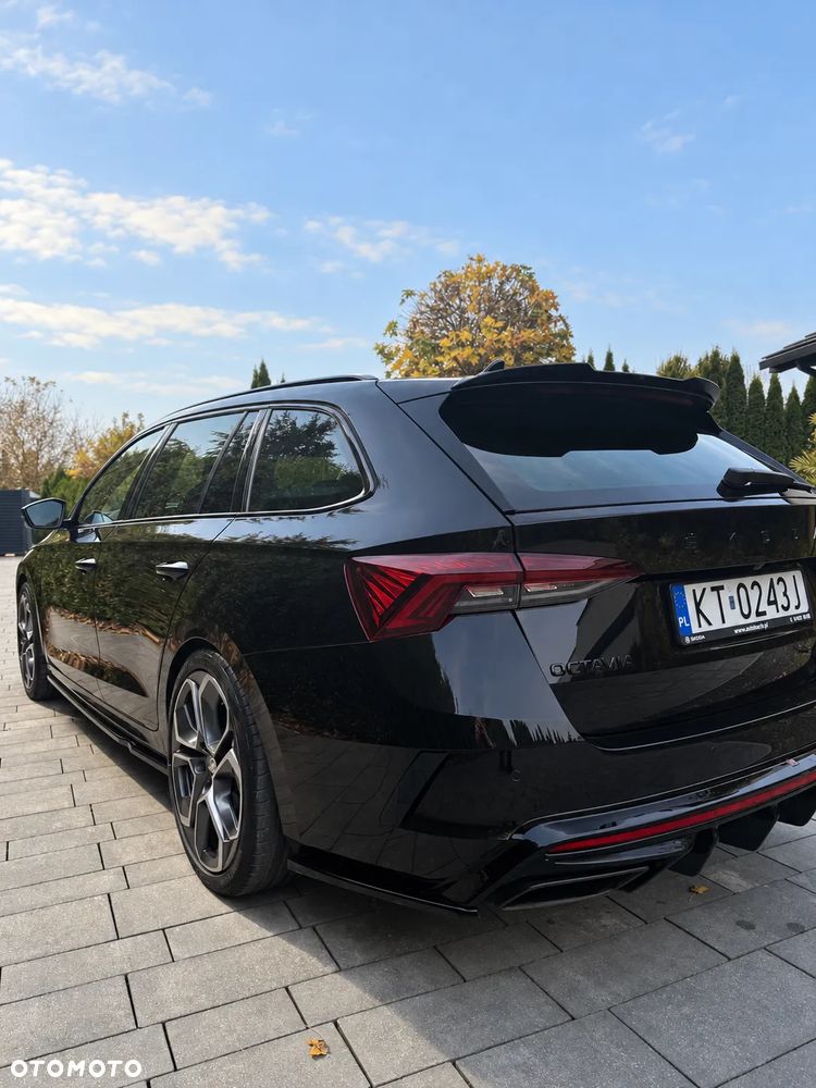 Skoda Octavia 2.0 TSI RS DSG - 16