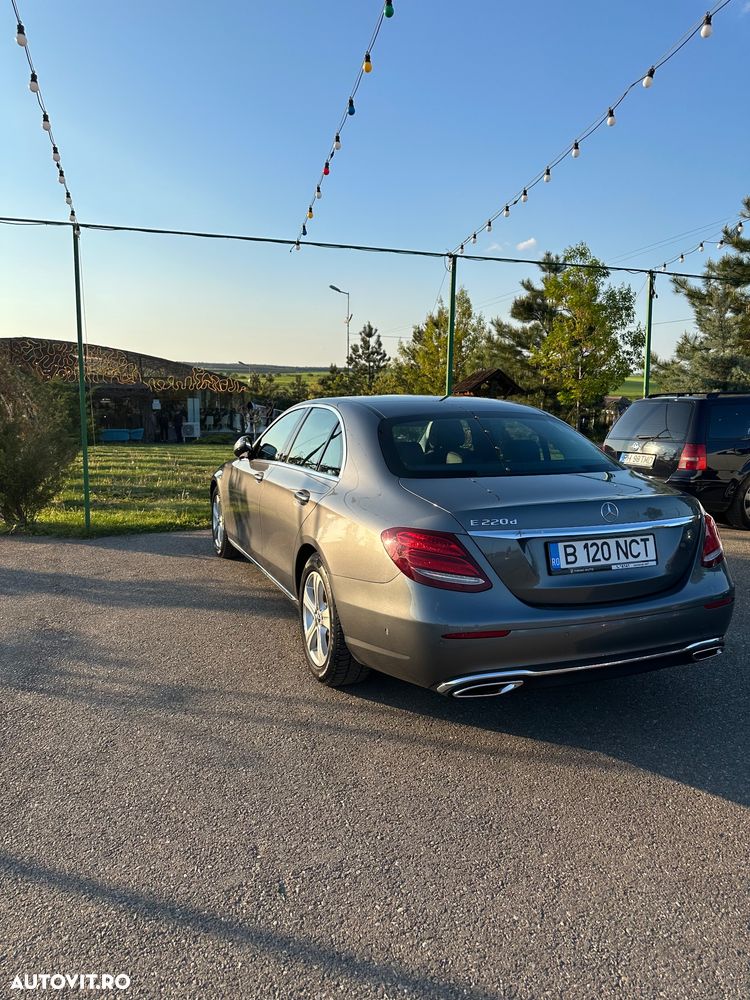 Mercedes-Benz E - 4