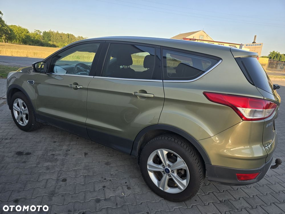 Ford Kuga - 4