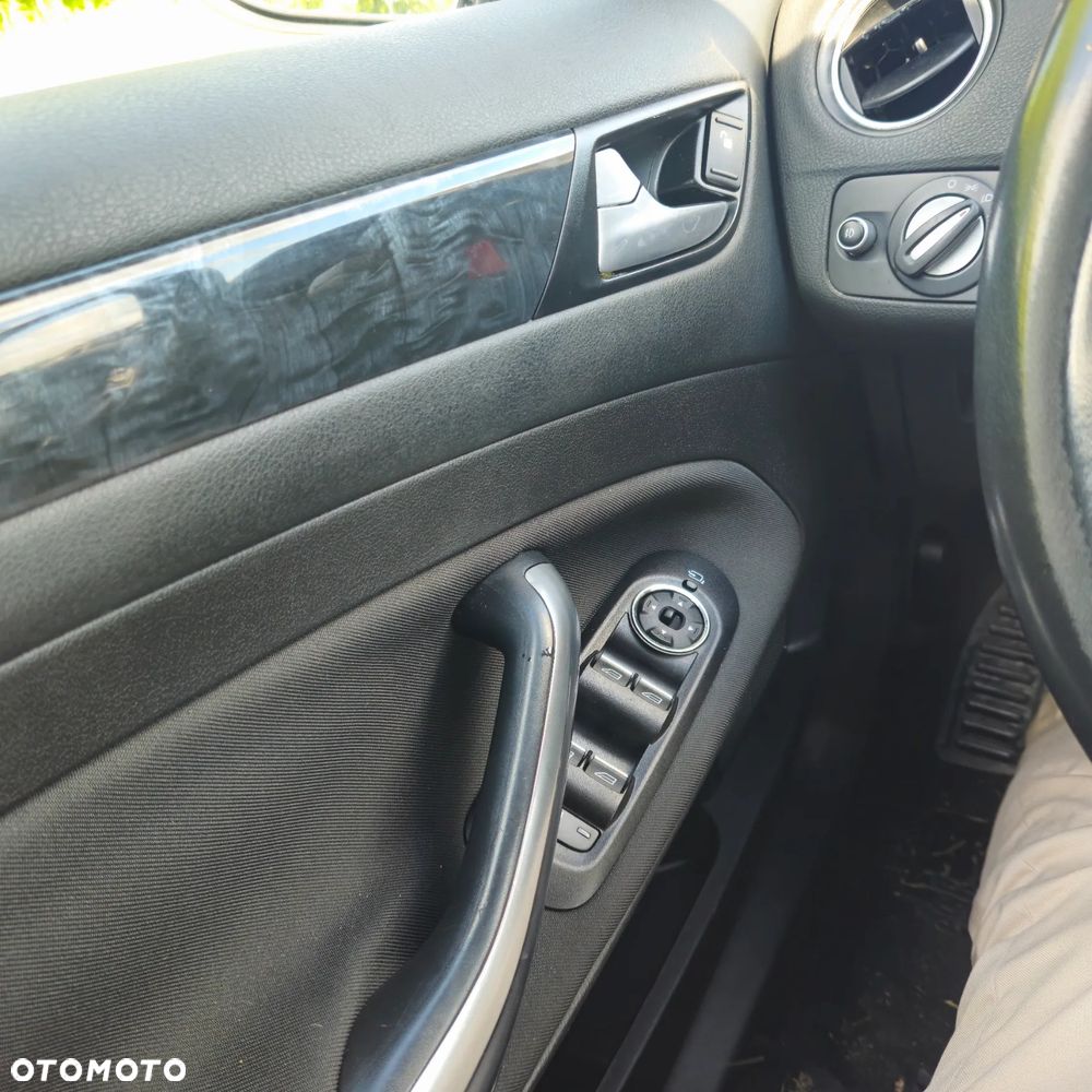 Ford Mondeo 1.6 T Ambiente - 16