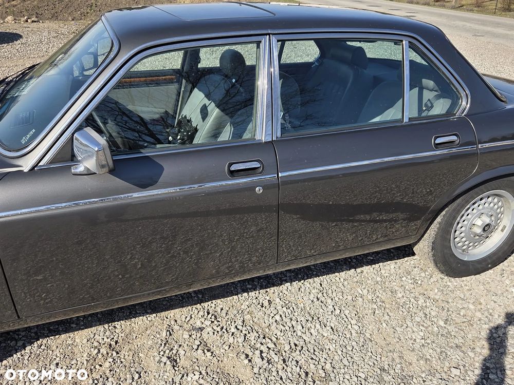 Jaguar Daimler - 6
