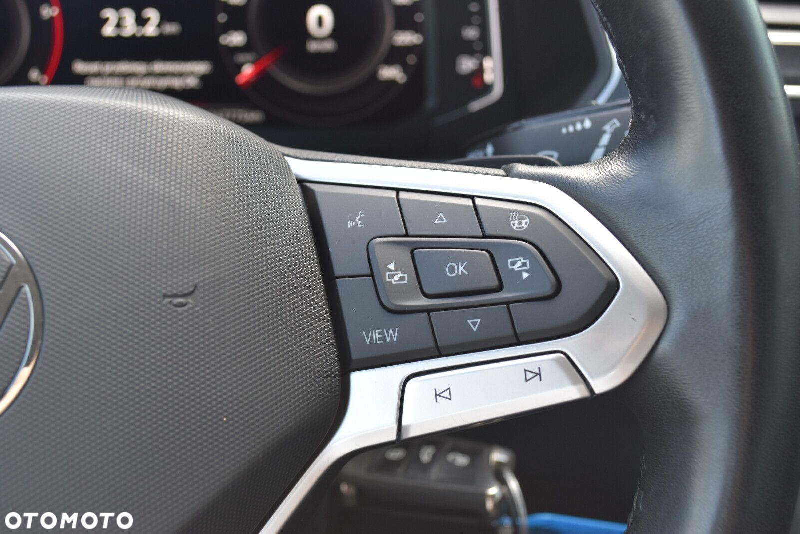 Volkswagen Tiguan 2.0 TDI SCR 4Mot Elegance DSG - 15