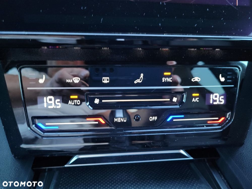 Volkswagen Arteon 2.0 TSI DSG R-Line Edition - 17
