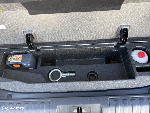 Land Rover Range Rover Sport - 24