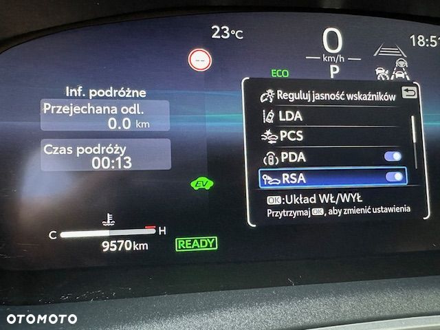 Toyota Corolla 1.8 Comfort - 29