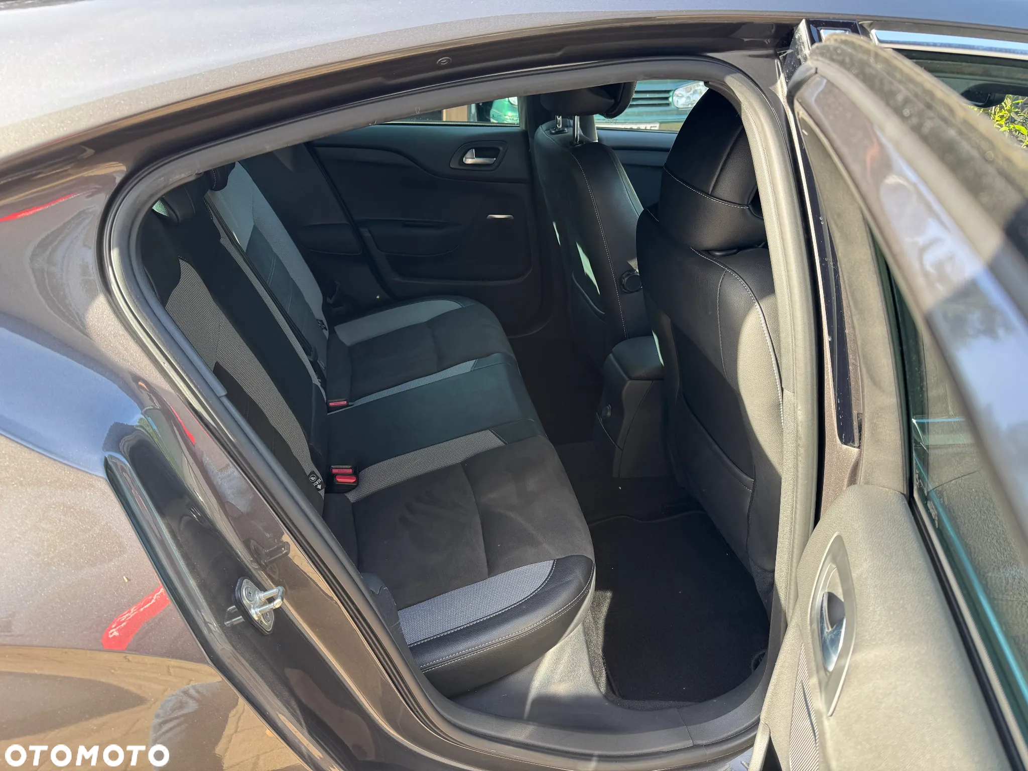 Citroën DS4 PureTech 130 S&S - 9