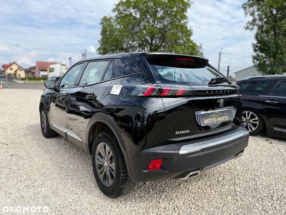Peugeot 2008 - 4