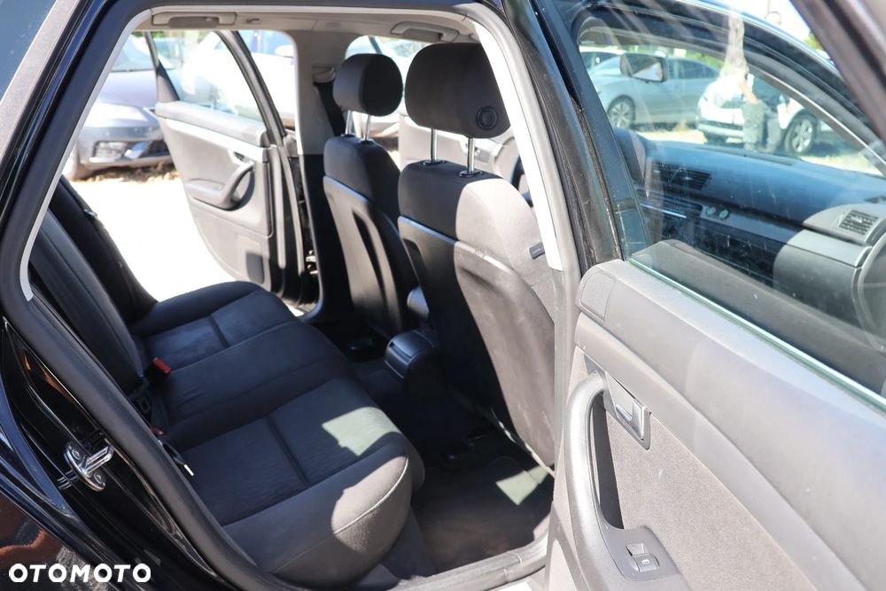 Audi A4 Avant - 9