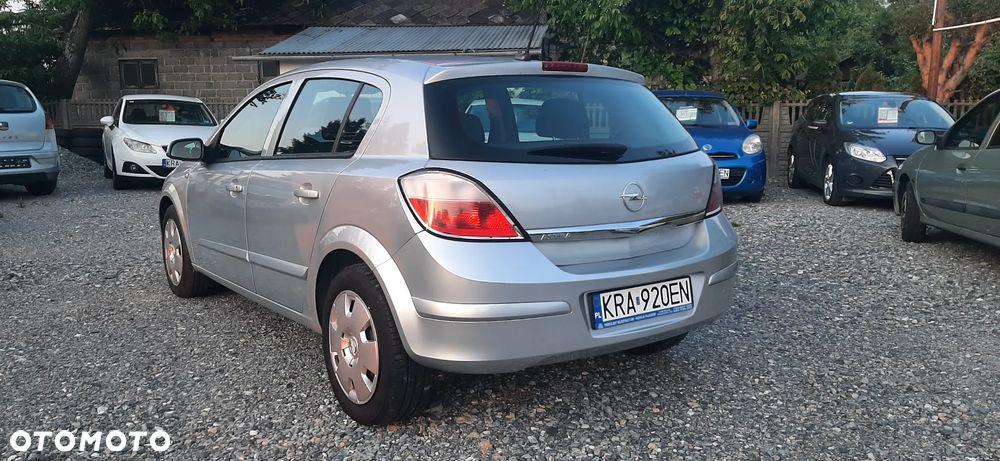 Opel Astra - 18
