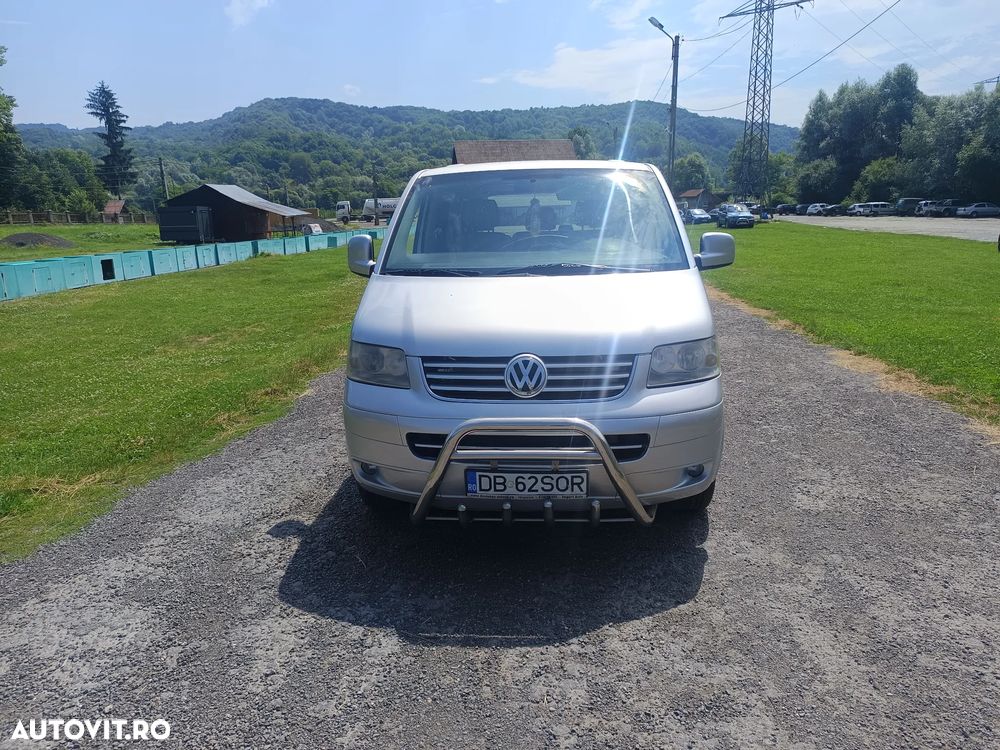 Volkswagen Caravelle - 1