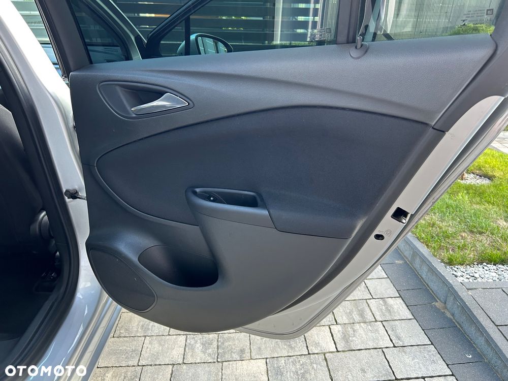 Opel Astra 1.4 T Enjoy - 13