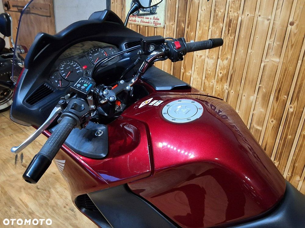 Honda NT - 9