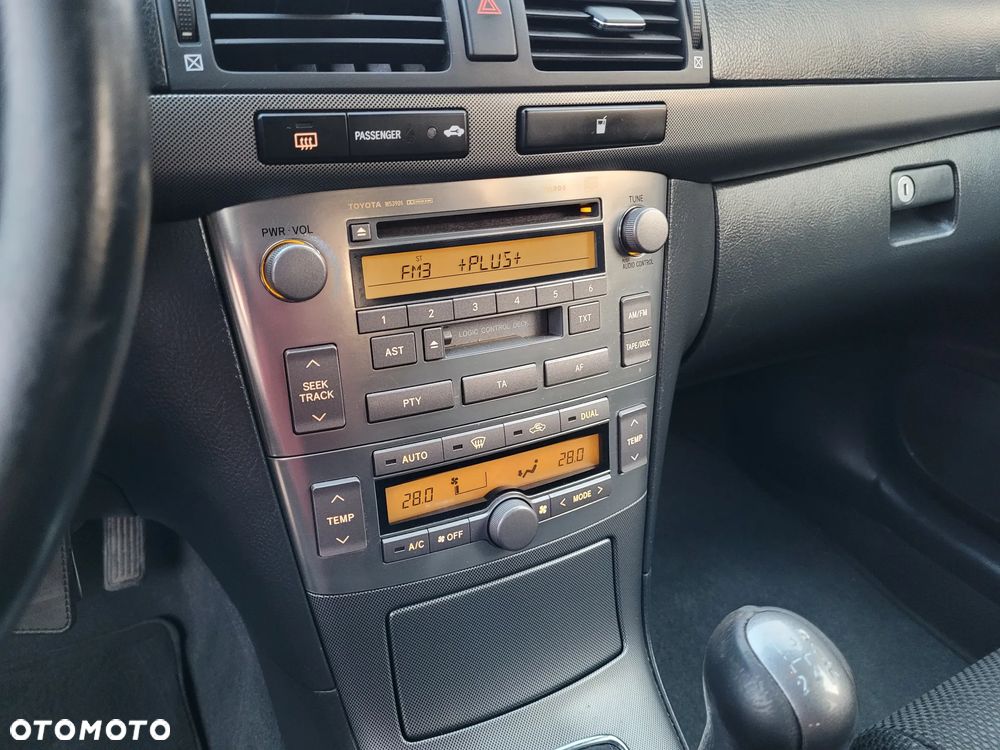 Toyota Avensis 1.8 VVT-i Sol - 6